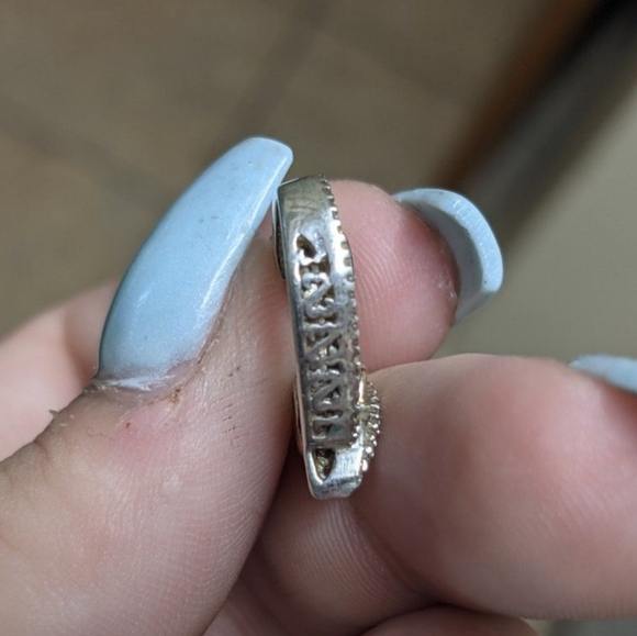 Jane Seymour Open Heart Pendant - Picture 2 of 3